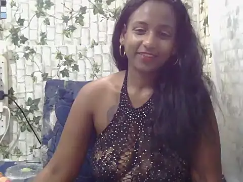 indiantina01 online show from January 22, 2025, 7:45 pm