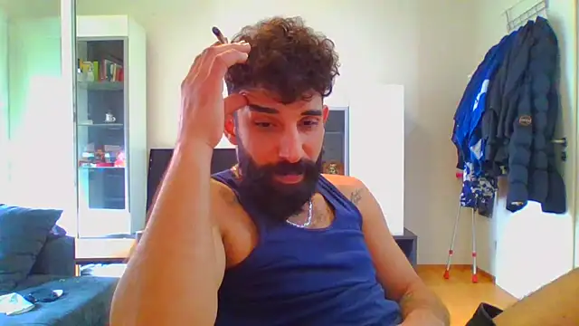 cankaraa96 online show from September 21, 2025, 1:02 pm