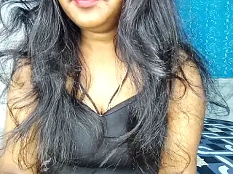 Snapshot of Muktha chatting on April 7, 2026, 6:52 pm Muktha online show from April 7, 2026, 6:52 pm