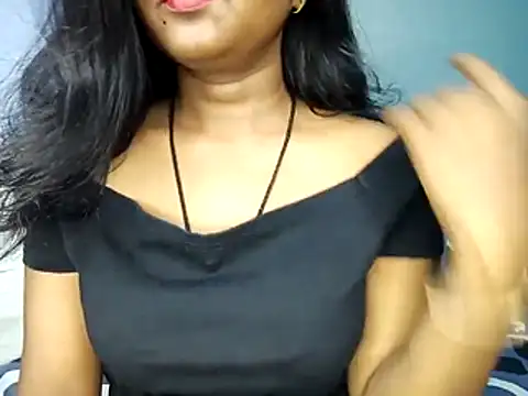 Snapshot of Muktha chatting on May 11, 2026, 4:51 am Muktha online show from May 11, 2026, 4:51 am