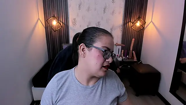 Snapshot of brigittemiller chatting on September 19, 2025, 4:07 pm brigittemiller online show from September 19, 2025, 4:07 pm