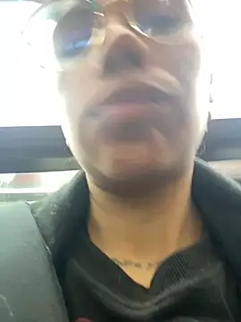 Snapshot of lilith-deveraux chatting on March 20, 2025, 12:32 pm lilith-deveraux online show from March 20, 2025, 12:32 pm