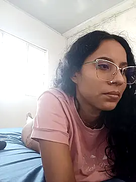 Karii-R online show from December 1, 2025, 1:27 pm