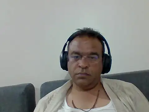 nupa230780 online show from November 23, 2025, 5:35 pm