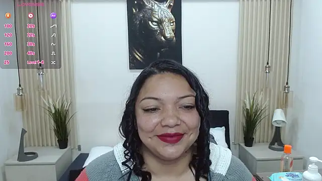 Snapshot of virtual_charm chatting on March 14, 2025, 1:57 pm virtual charm online show from March 14, 2025, 1:57 pm