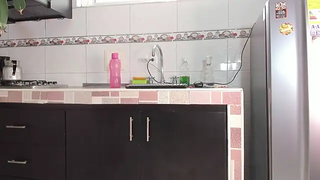 Fransheska-mon online show from February 26, 2025, 10:09 pm