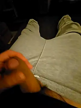 geilerCock1990 online show from December 13, 2025, 9:42 pm