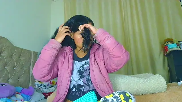 Samary thomas online show from May 5, 2026, 11:24 pm
