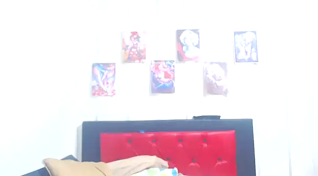 brunahorny online show from December 5, 2024, 7:06 pm