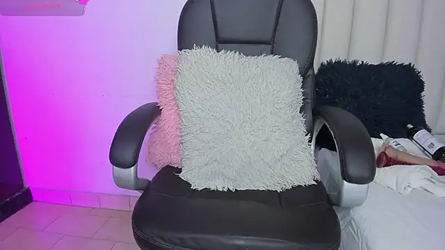 Marian Boobs online show from February 14, 2026, 8:16 pm