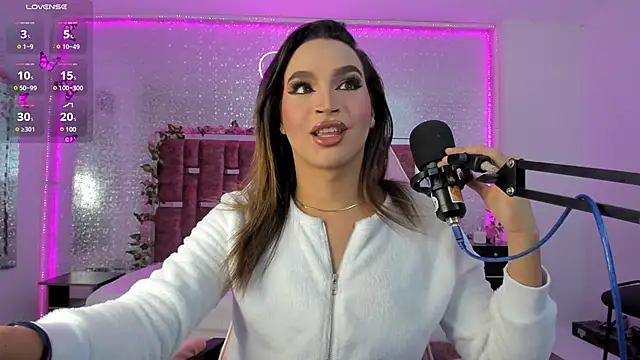 KylieVictoria online show from March 19, 2025, 4:36 am