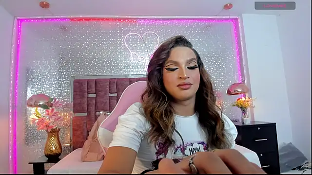 KylieVictoria online show from September 13, 2025, 4:56 am