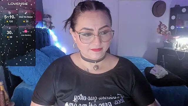 Ivonnee   online show from January 30, 2025, 7:29 am