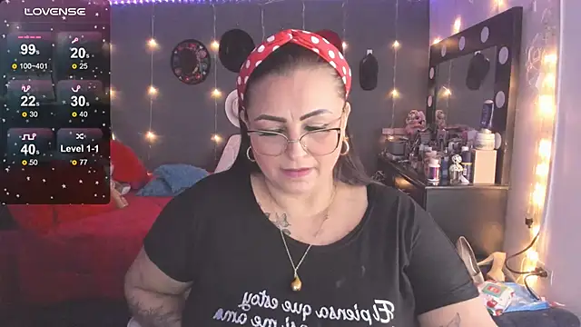 Ivonnee   online show from February 26, 2025, 6:47 am