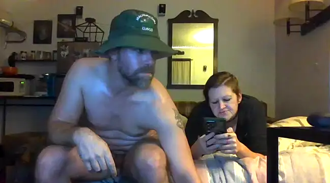 Snapshot of Cooperstone chatting on December 2, 2024, 1:25 am Cooperstone online show from December 2, 2024, 1:25 am