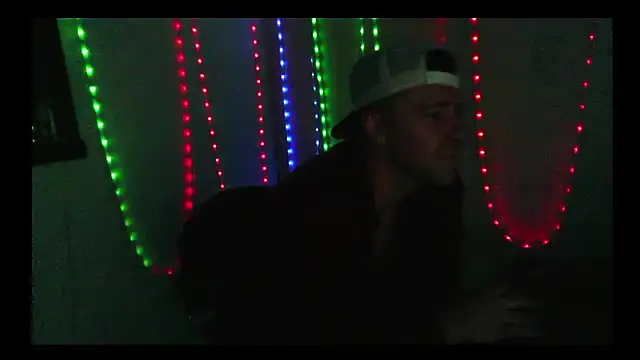 Snapshot of Cooperstone chatting on December 20, 2024, 1:14 am Cooperstone online show from December 20, 2024, 1:14 am