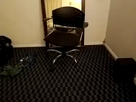 Snapshot of Cooperstone chatting on January 26, 2025, 10:35 pm Cooperstone online show from January 26, 2025, 10:35 pm