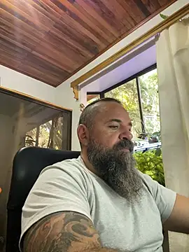 charlesVidal online show from March 19, 2025, 2:13 pm