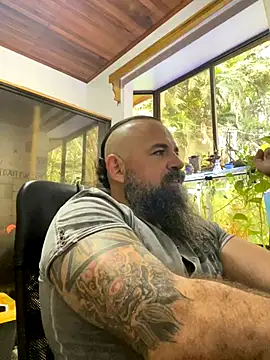 charlesVidal online show from October 13, 2025, 2:06 pm