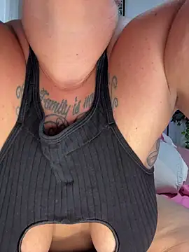 SunshineLexi online show from August 5, 2026, 3:48 pm