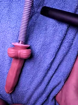 Lina lolo online show from March 21, 2026, 8:01 pm