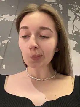 UnaMiuMiu online show from January 21, 2025, 12:18 pm
