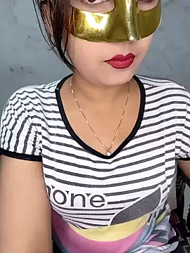 Shanaya Hotty online show from December 14, 2024, 5:47 pm