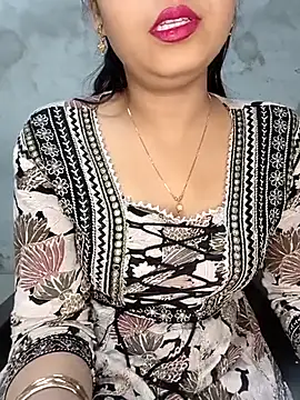 Shanaya Hotty online show from March 8, 2025, 12:09 pm
