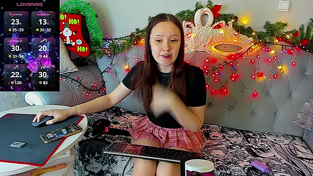 Snapshot of MiriaamWhite chatting on December 31, 2024, 9:21 am MiriaamWhite online show from December 31, 2024, 9:21 am