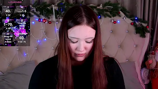 Snapshot of MiriaamWhite chatting on January 8, 2025, 1:52 pm MiriaamWhite online show from January 8, 2025, 1:52 pm
