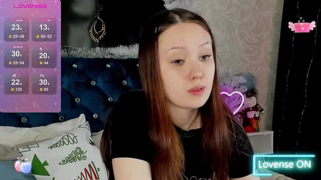 Snapshot of MiriaamWhite chatting on January 25, 2025, 2:03 pm MiriaamWhite online show from January 25, 2025, 2:03 pm