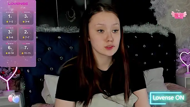 Snapshot of MiriaamWhite chatting on January 25, 2025, 5:08 pm MiriaamWhite online show from January 25, 2025, 5:08 pm