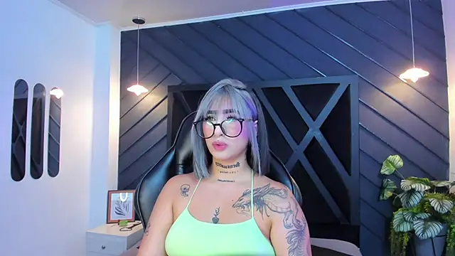 Snapshot of Alahia_Dangelo chatting on September 20, 2025, 11:33 am Alahia Dangelo online show from September 20, 2025, 11:33 am