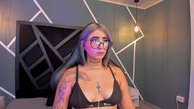 Snapshot of Alahia_Dangelo chatting on September 22, 2025, 11:34 am Alahia Dangelo online show from September 22, 2025, 11:34 am