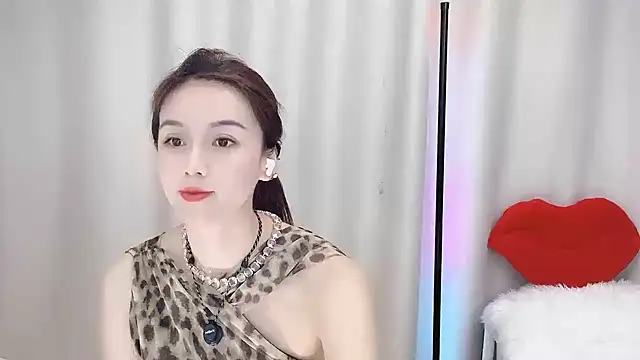 Alina-688- online show from January 1, 2025, 3:57 pm