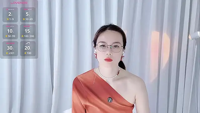 Alina-688- online show from March 10, 2025, 1:32 pm