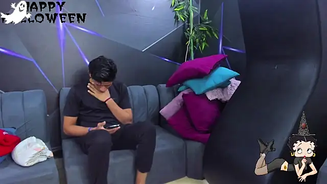 Snapshot of playsgirlhot chatting on October 14, 2025, 11:11 am playsgirlhot online show from October 14, 2025, 11:11 am