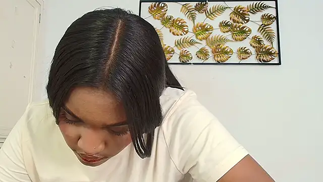 Snapshot of kayna_gomez chatting on September 13, 2025, 7:35 pm kayna gomez online show from September 13, 2025, 7:35 pm