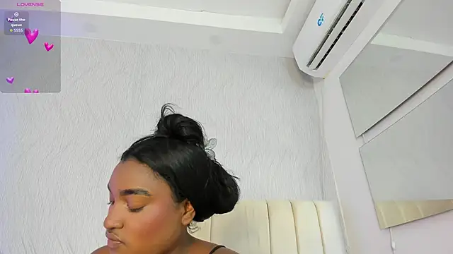 Snapshot of kayna_gomez chatting on September 28, 2025, 7:19 pm kayna gomez online show from September 28, 2025, 7:19 pm