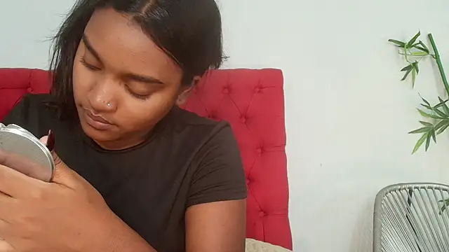 kayna gomez online show from July 14, 2026, 7:08 pm