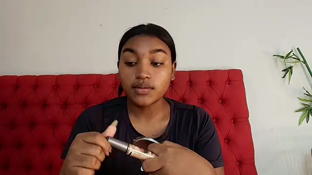 kayna gomez online show from July 31, 2026, 7:24 pm