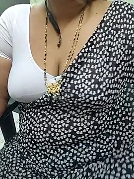 Snapshot of Sexy-Telugunayana2 chatting on March 21, 2026, 6:18 am Sexy-Telugunayana2 online show from March 21, 2026, 6:18 am