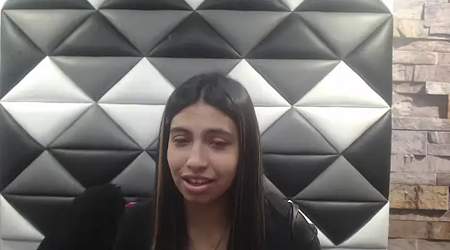 Snapshot of Tammy_Blackk chatting on December 19, 2024, 12:12 pm Tammy Blackk online show from December 19, 2024, 12:12 pm