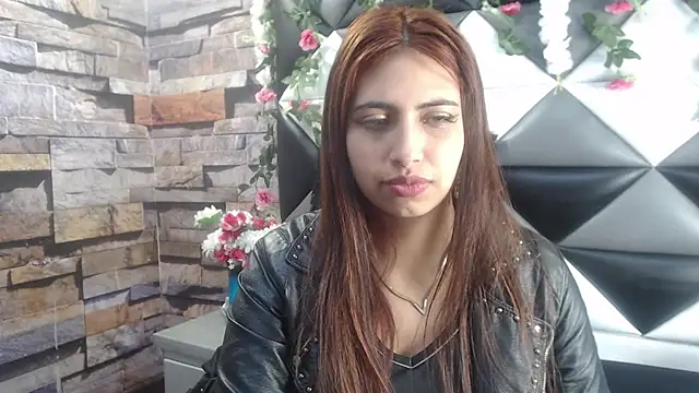 Snapshot of Tammy_Blackk chatting on February 14, 2025, 2:33 pm Tammy Blackk online show from February 14, 2025, 2:33 pm
