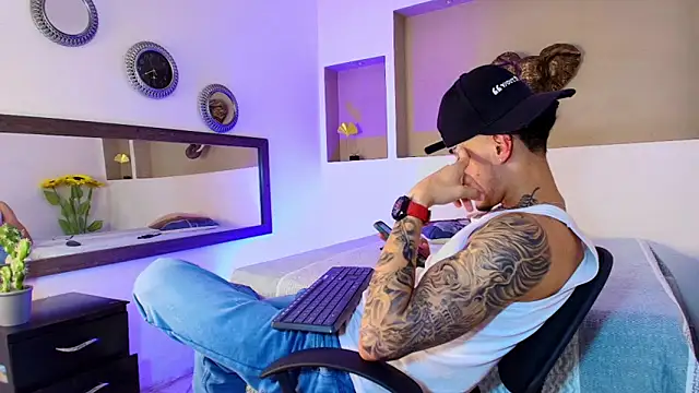 austin collinss online show from December 26, 2024, 6:12 pm