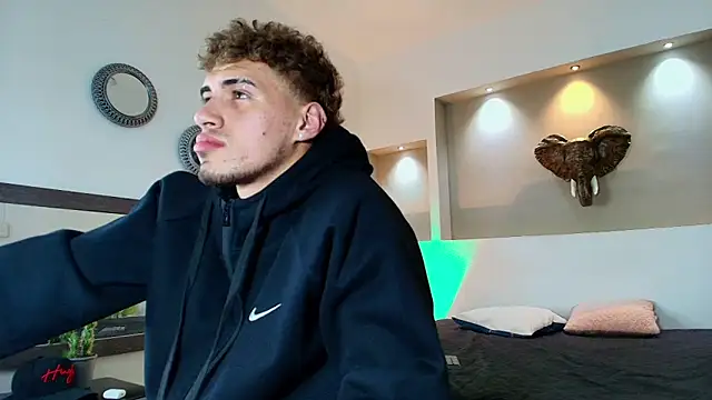austin collinss online show from January 15, 2025, 1:23 am