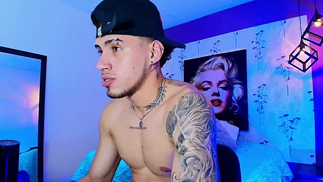 austin collinss online show from February 15, 2025, 8:44 am