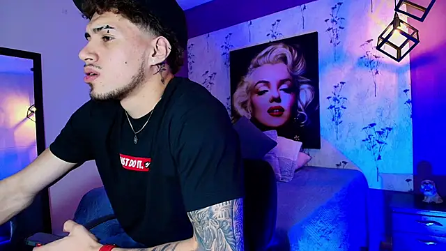 austin collinss online show from February 19, 2025, 3:06 am