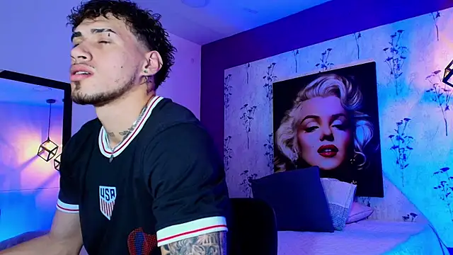 austin collinss online show from February 21, 2025, 4:18 am