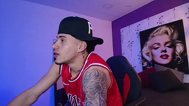 austin collinss online show from March 19, 2025, 5:41 am